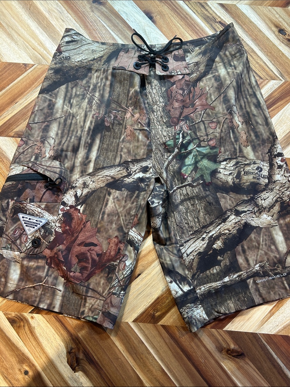 Columbia Men's Camo Hybrid Shorts - Brown & Green
